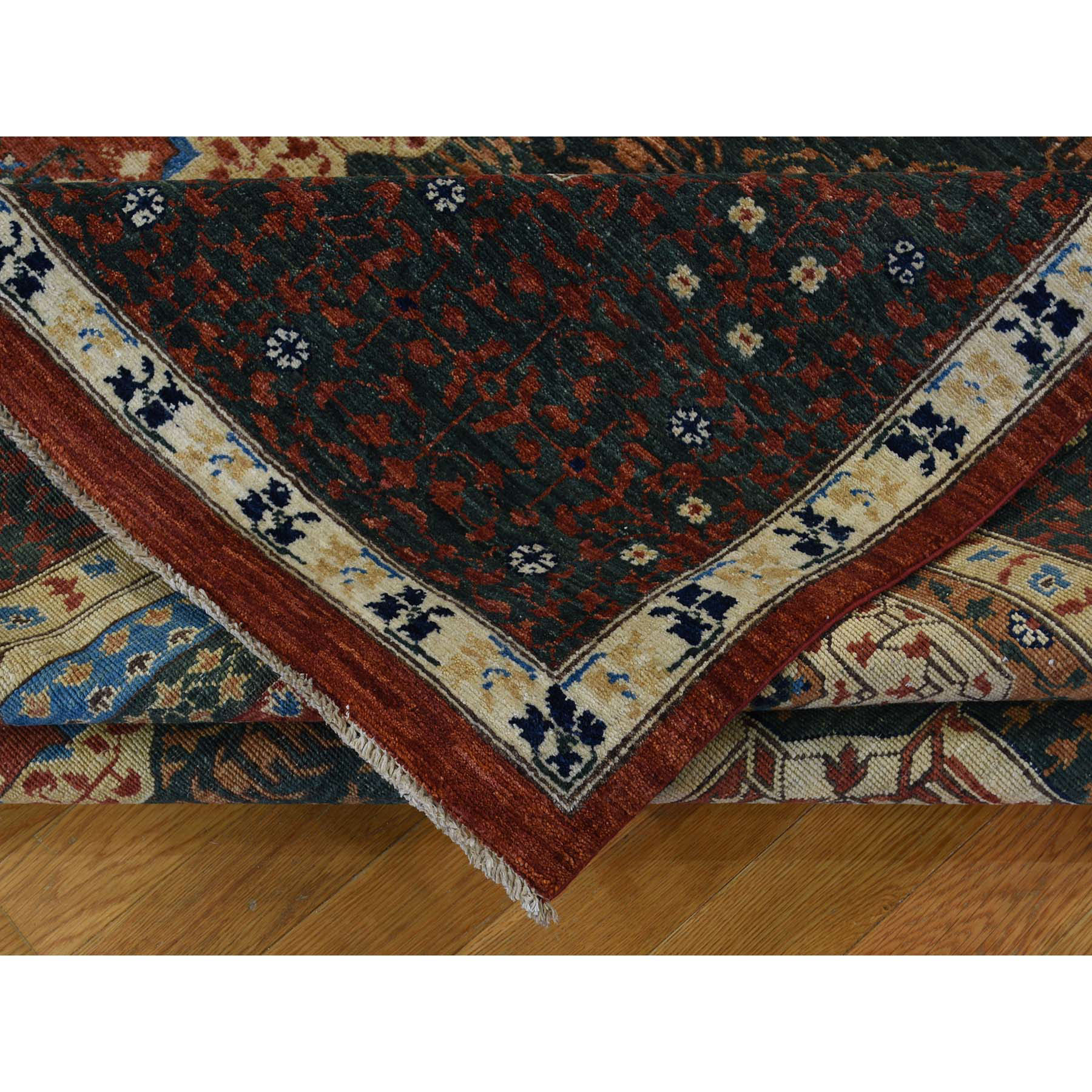GALLERY OF ORIENTAL RUGS